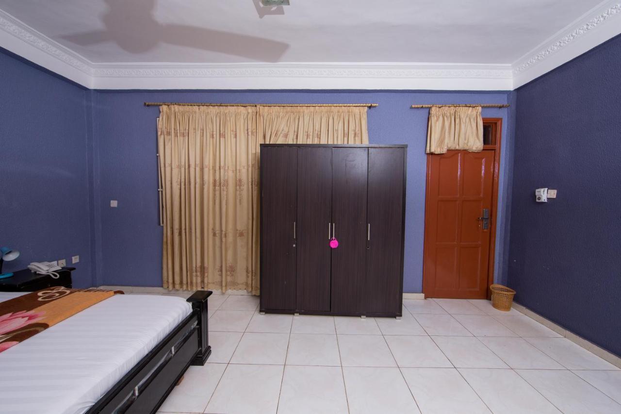 Pemicsa Hotel Accra Spintex Kültér fotó